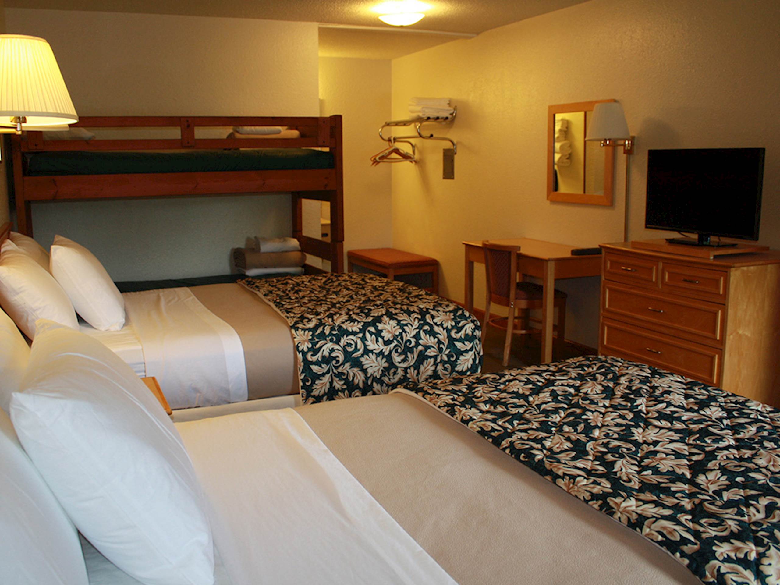 Lodging at Lake Williamson Christian Center