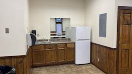 Cottonwood Cabin - Kitchenette